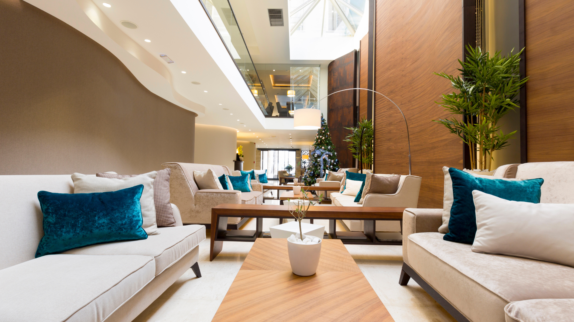 Top Tips for Online Hotel Booking in Ras Al Khaimah